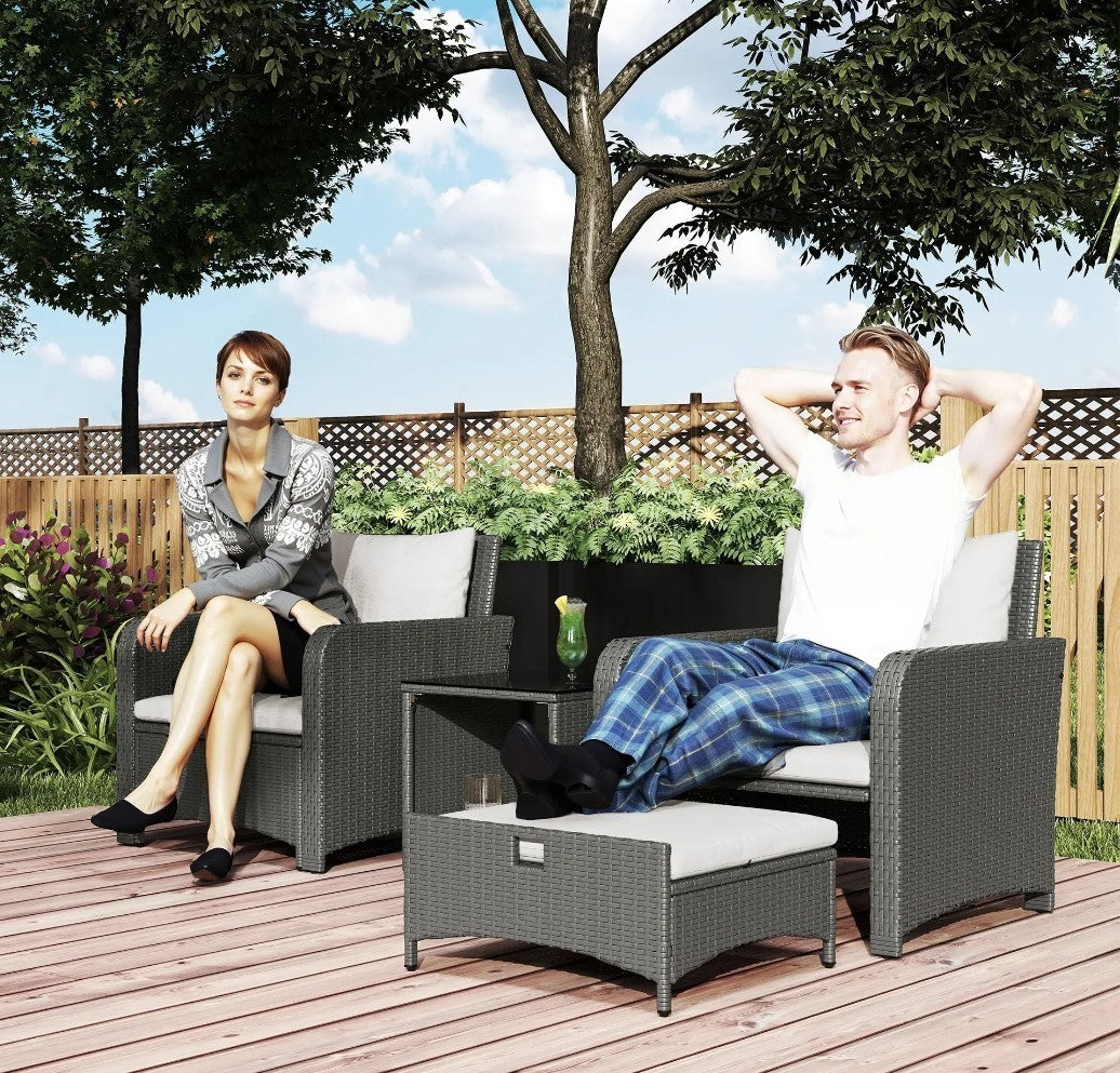 5-Piece Rattan Garden Sofa Set with 2-Tier Coffee Table – Cream White