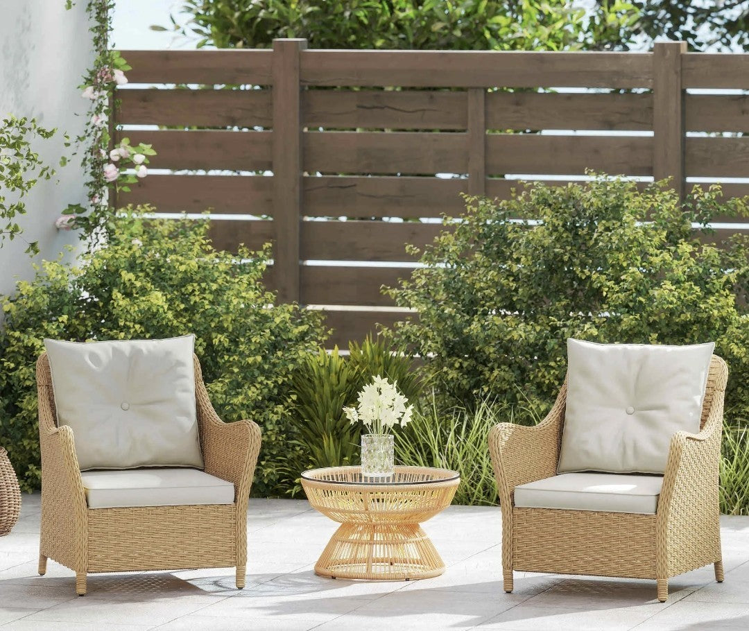 3-Piece Rattan Bistro Set | 2 Armchairs & Side Table | Natural PE Rattan with Cream Cushions