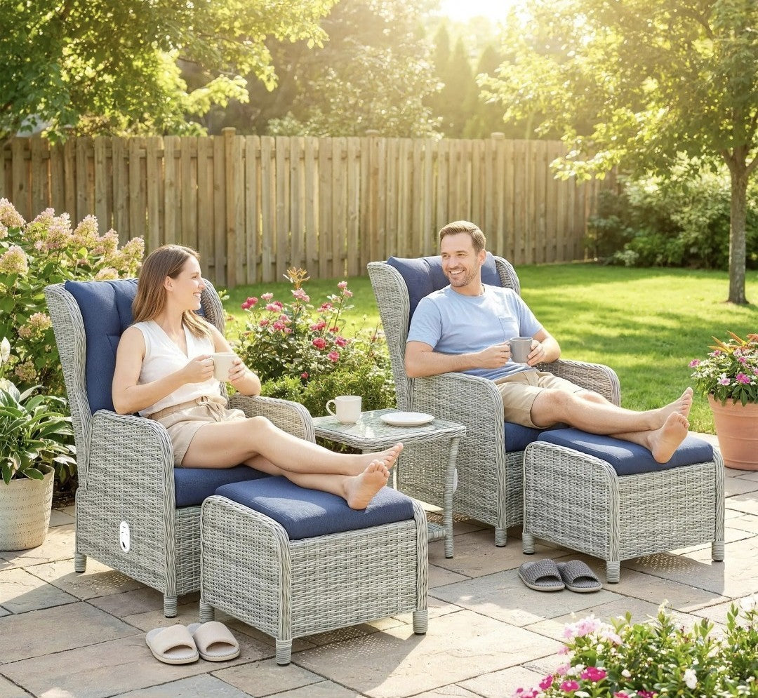 5-Piece Rattan Garden Set | Reclining Chairs, Footstools & Cushions | Light Grey